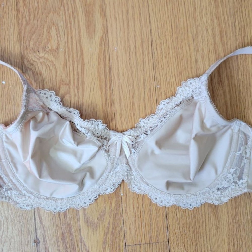 Beige colored bra 34DD